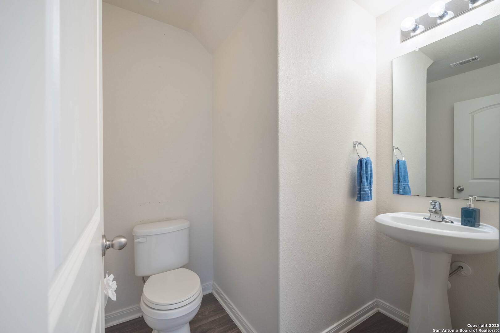 San Antonio, TX 78222,3502 Southton View
