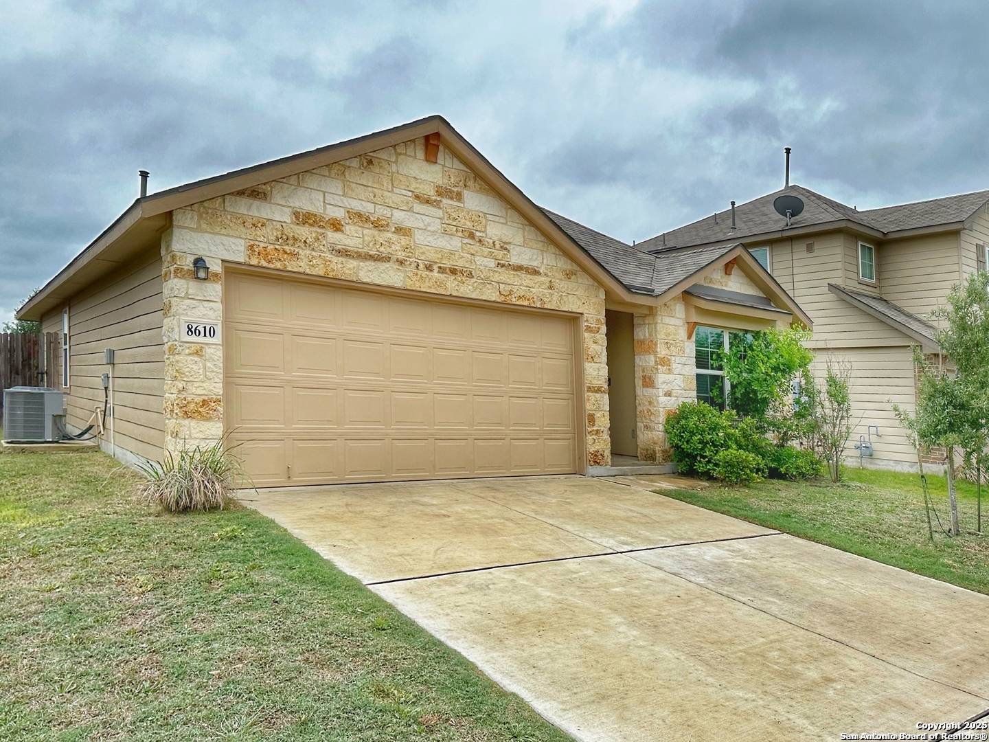 San Antonio, TX 78254,8610 Emerald Sky