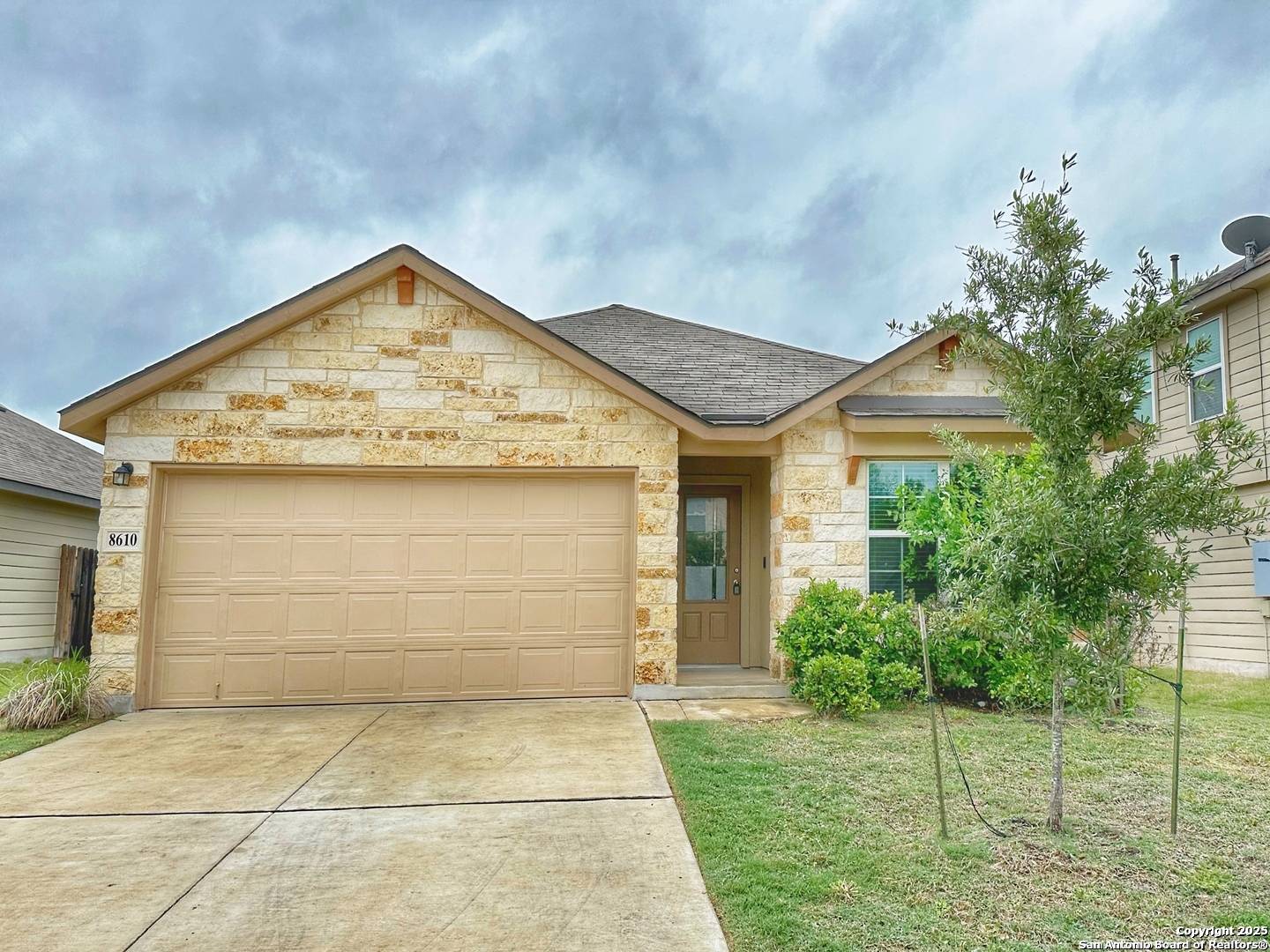 San Antonio, TX 78254,8610 Emerald Sky