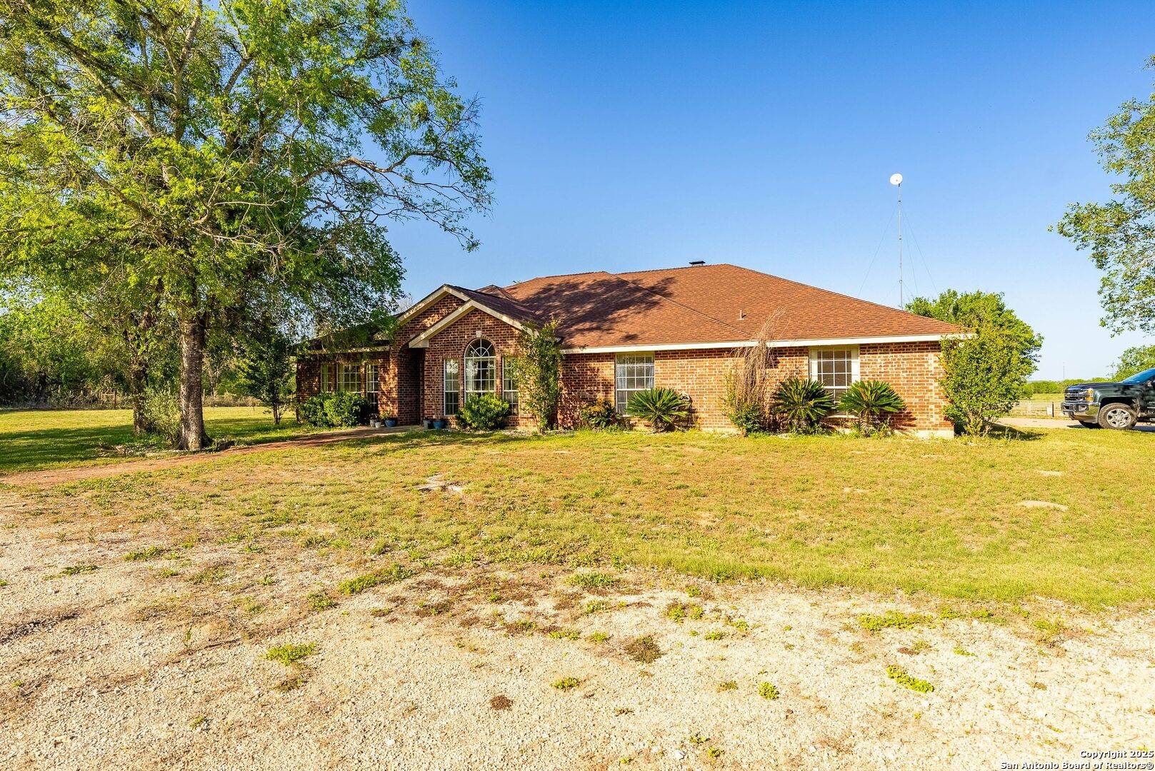 La Vernia, TX 78121,2680 County Road 342