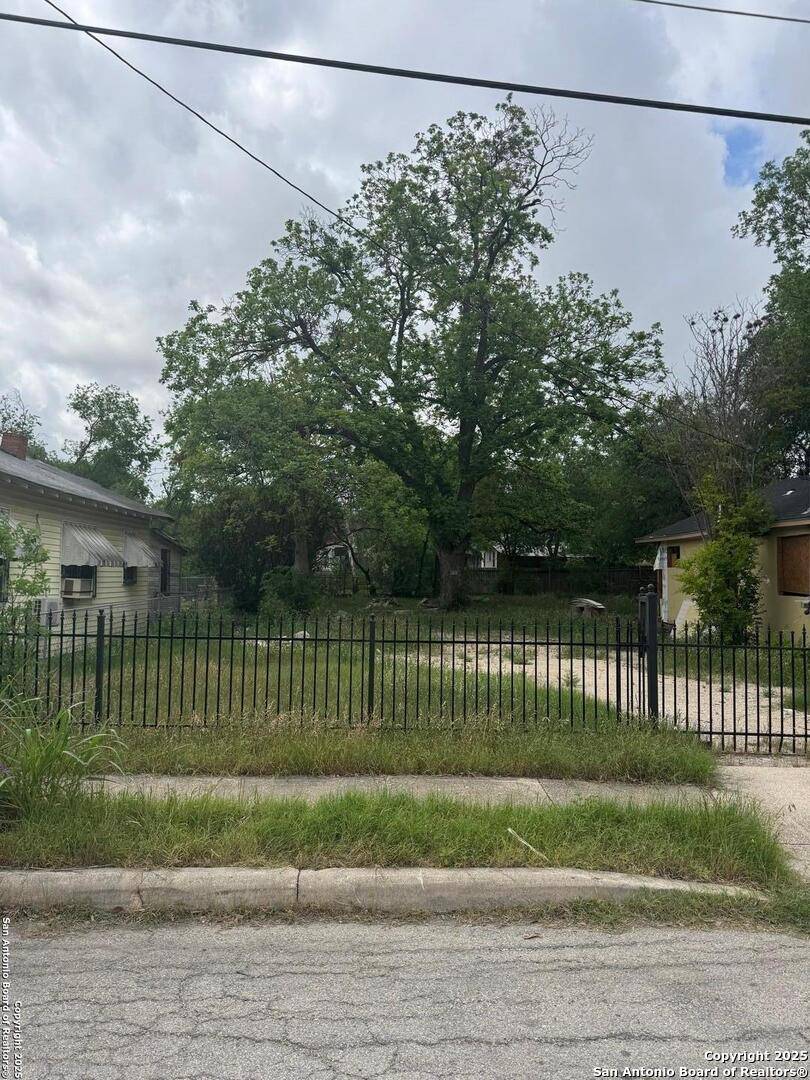 San Antonio, TX 78202,822 Potomac