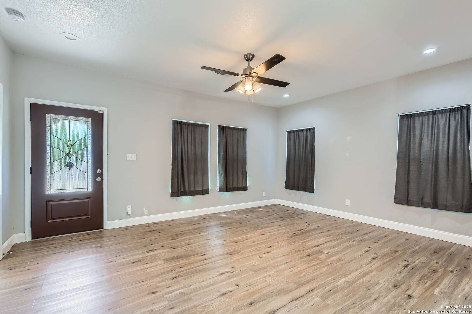 San Antonio, TX 78210,743 Avant Ave