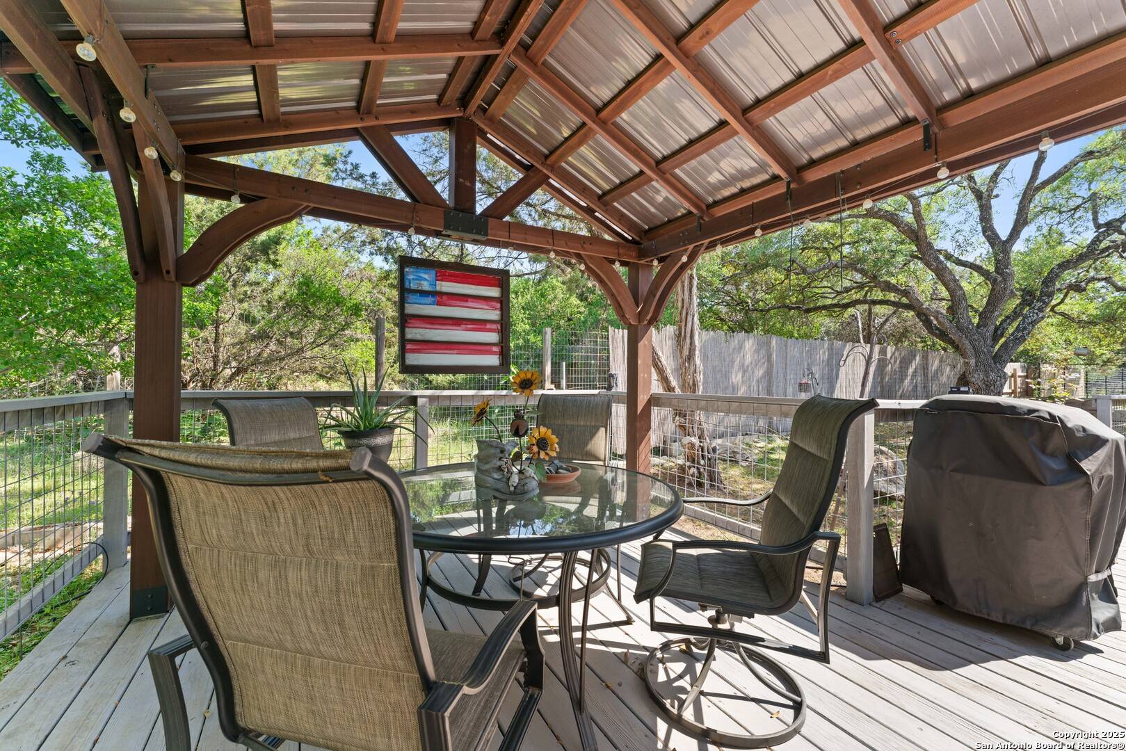Canyon Lake, TX 78133,1512 Deer Run Pass