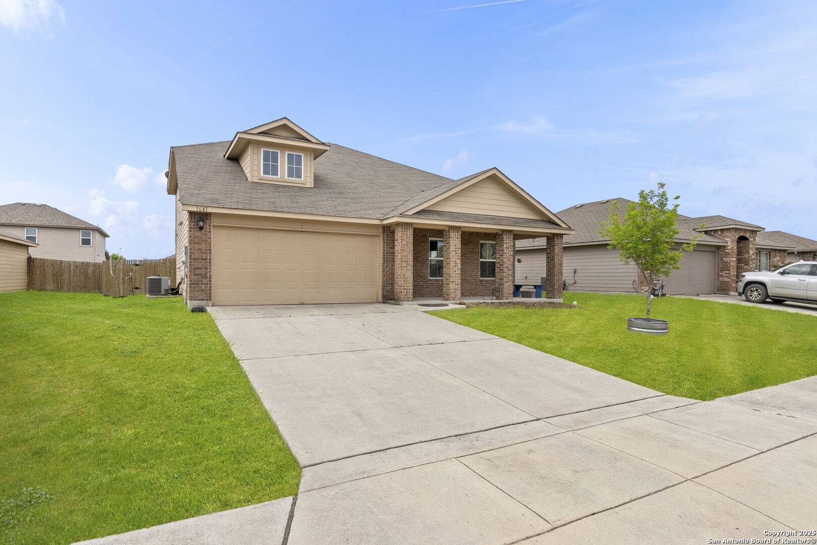 Seguin, TX 78155,1641 Nolte Farms