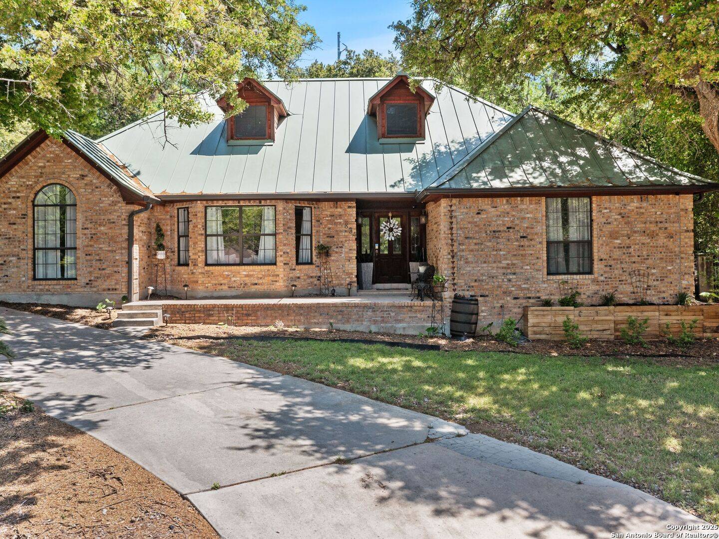 New Braunfels, TX 78130,834 Candlewood