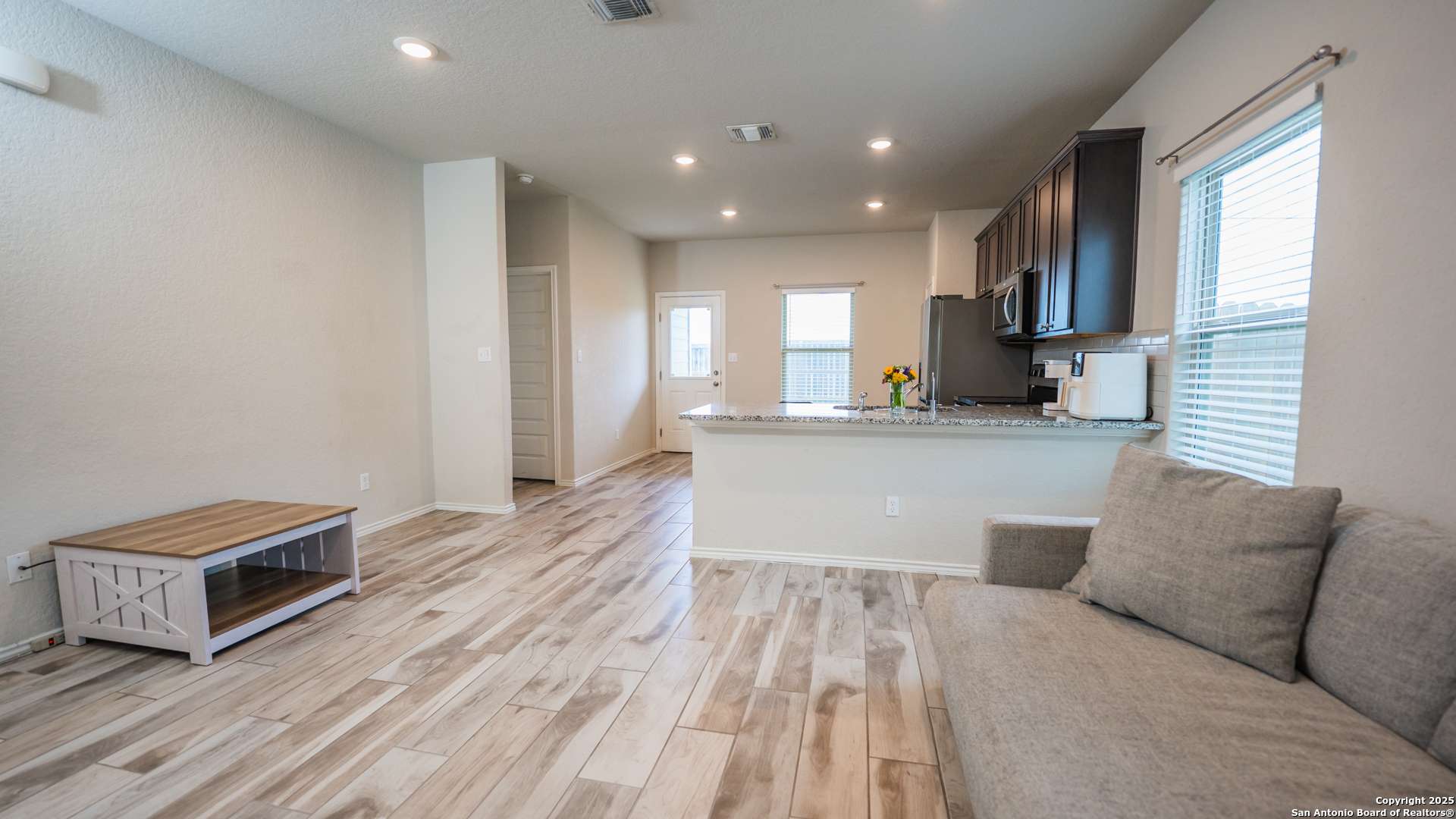 San Antonio, TX 78224,3311 Rosita