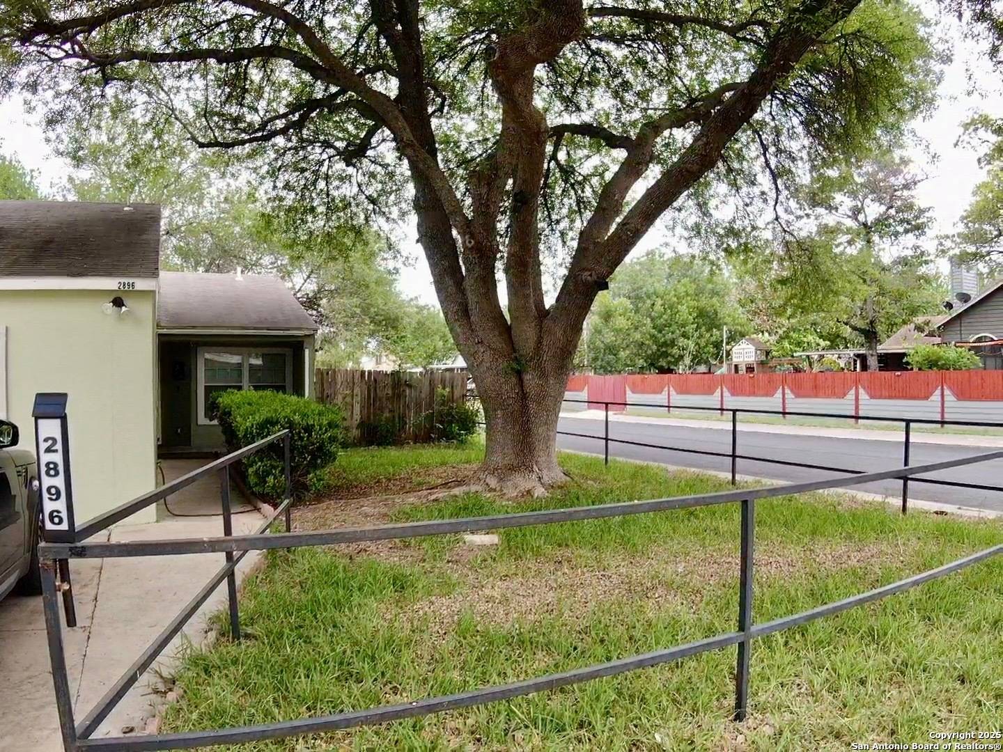 San Antonio, TX 78245,2896 Ash Field