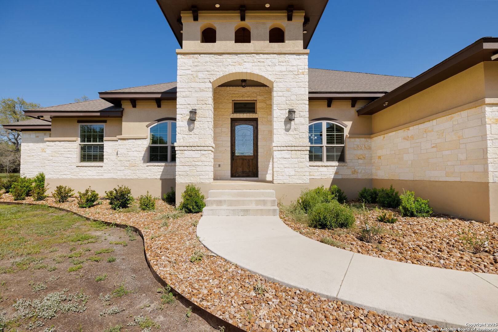 Bulverde, TX 78163,30806 Acacia