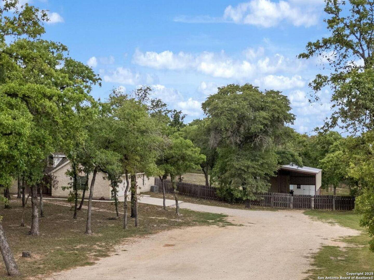 La Vernia, TX 78121,170 Pullman Rd