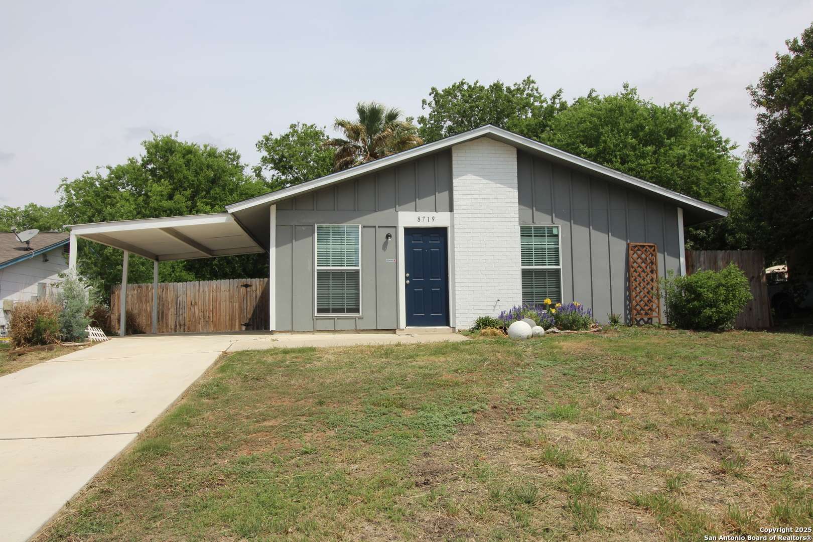San Antonio, TX 78227,8719 Easy Valley
