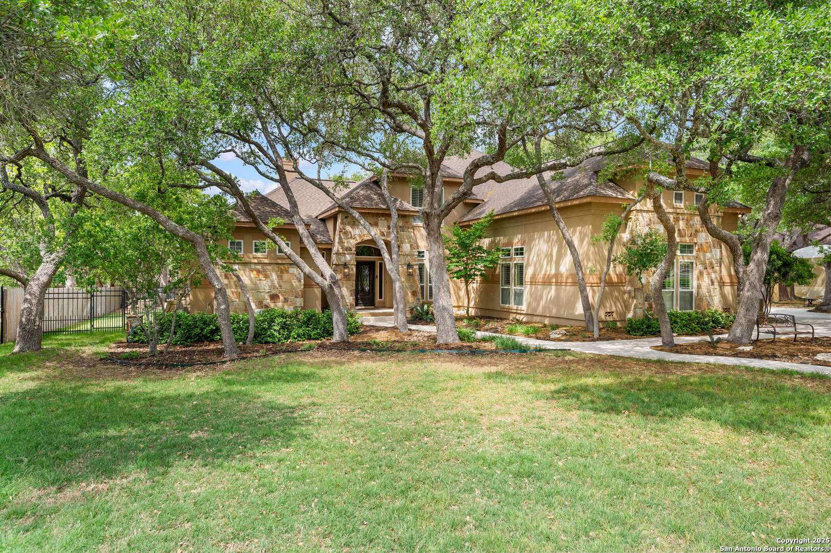 San Antonio, TX 78260,26211 Sunny Meadow