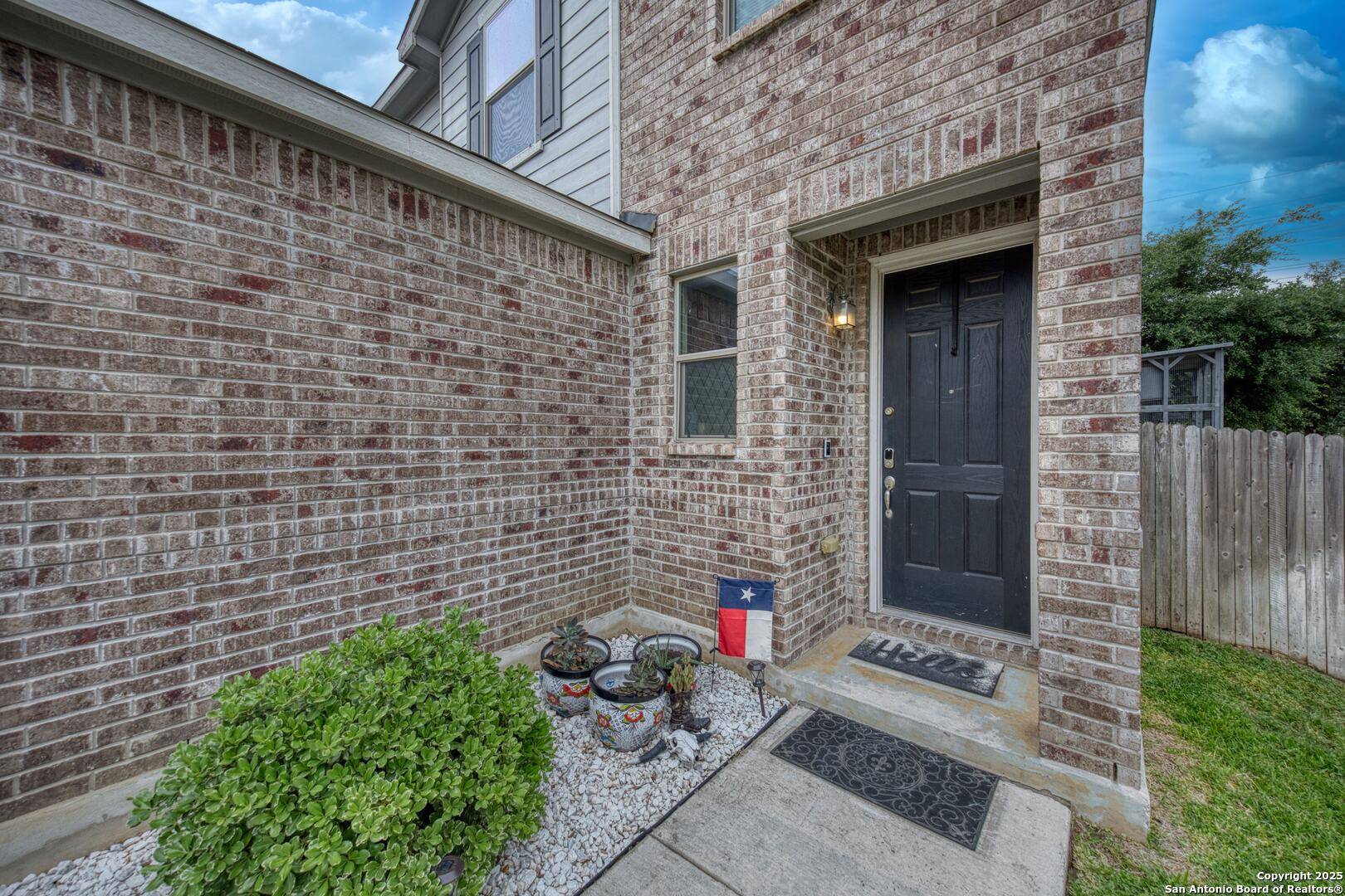 San Antonio, TX 78221,302 Pleasanton Heights