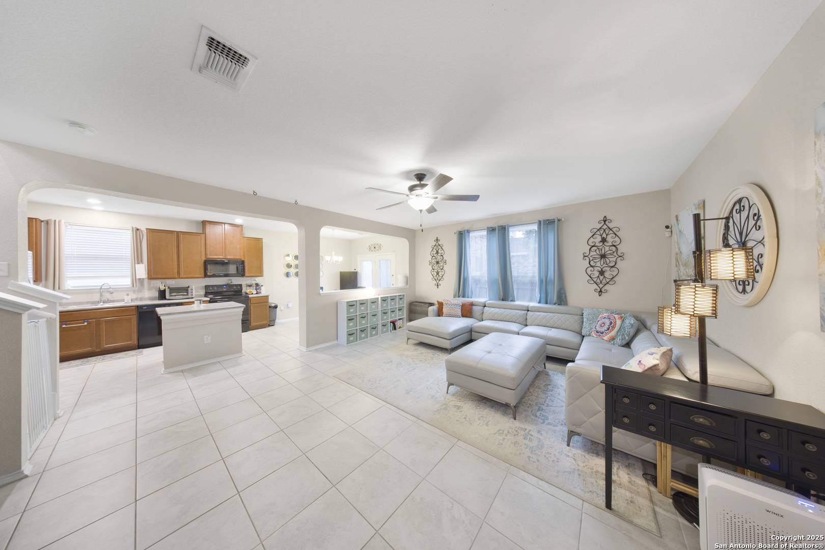San Antonio, TX 78221,302 Pleasanton Heights