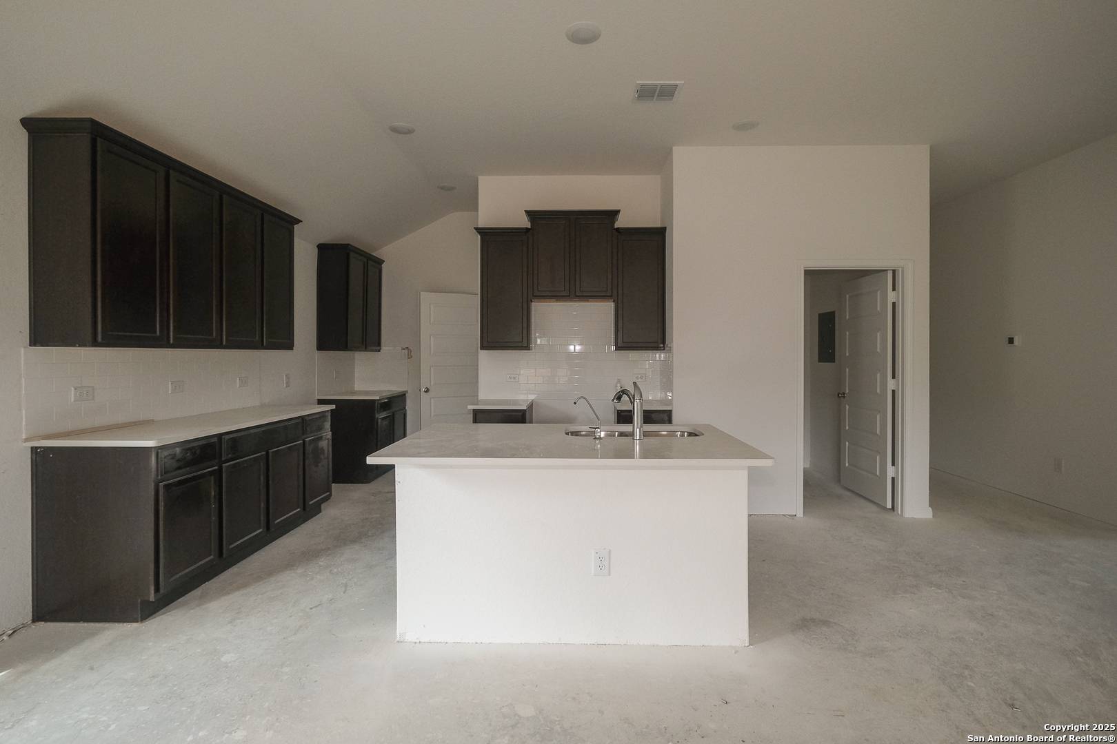 San Antonio, TX 78252,8306 Smithers Avenue