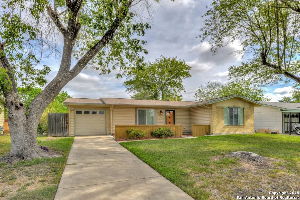 San Antonio, TX 78218,5839 Castle Yard