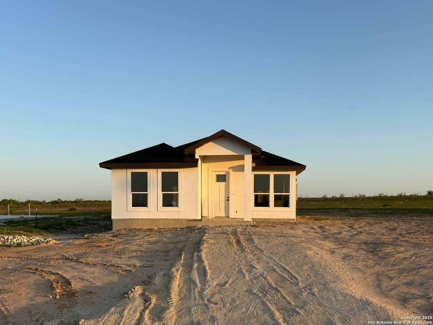 La Vernia, TX 78121,136 Camino Verde Ct