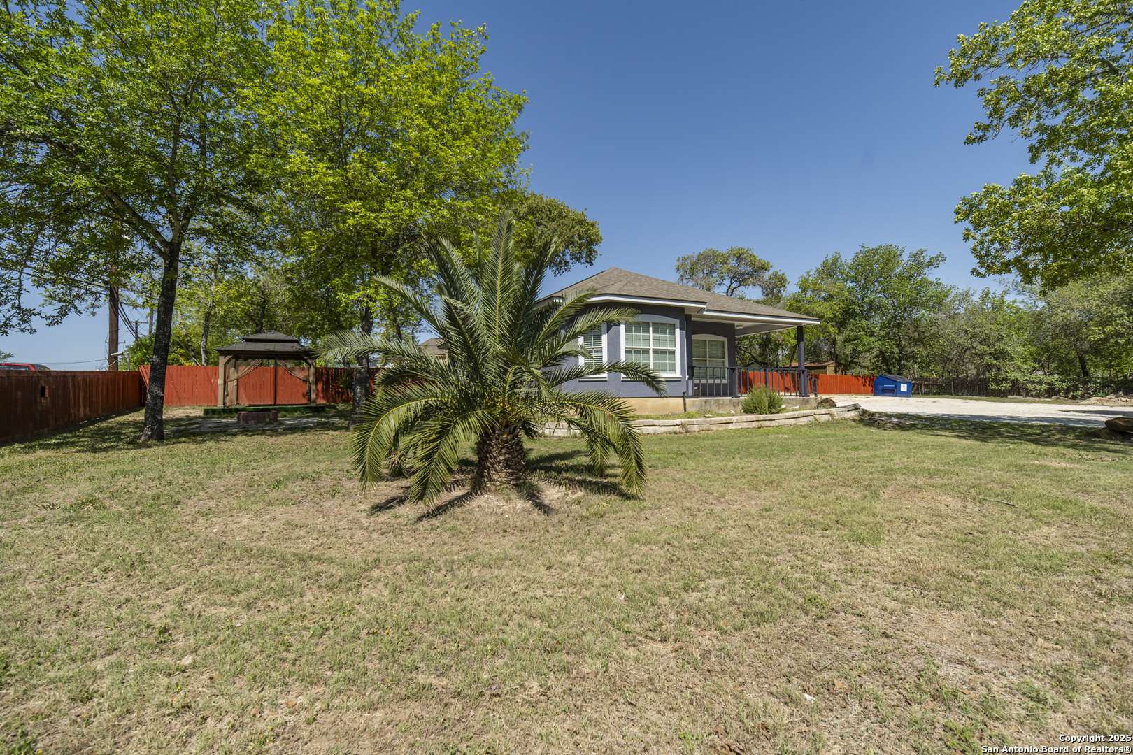 Elmendorf, TX 78112,3723 Waterwood Pass