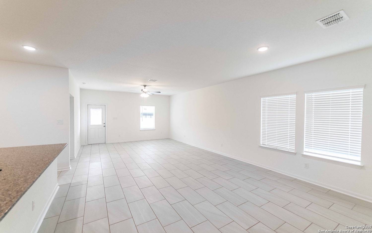 Elmendorf, TX 78112,8920 Grey Elm