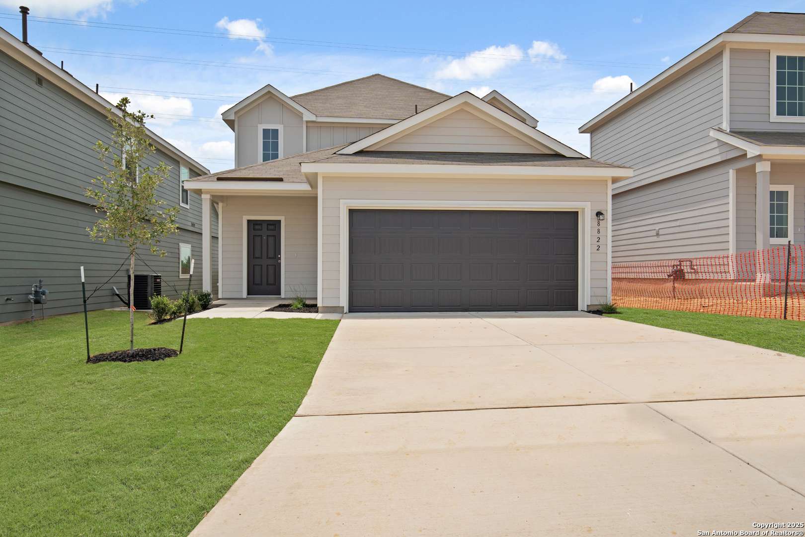Elmendorf, TX 78112,8822 Black Oak Drive