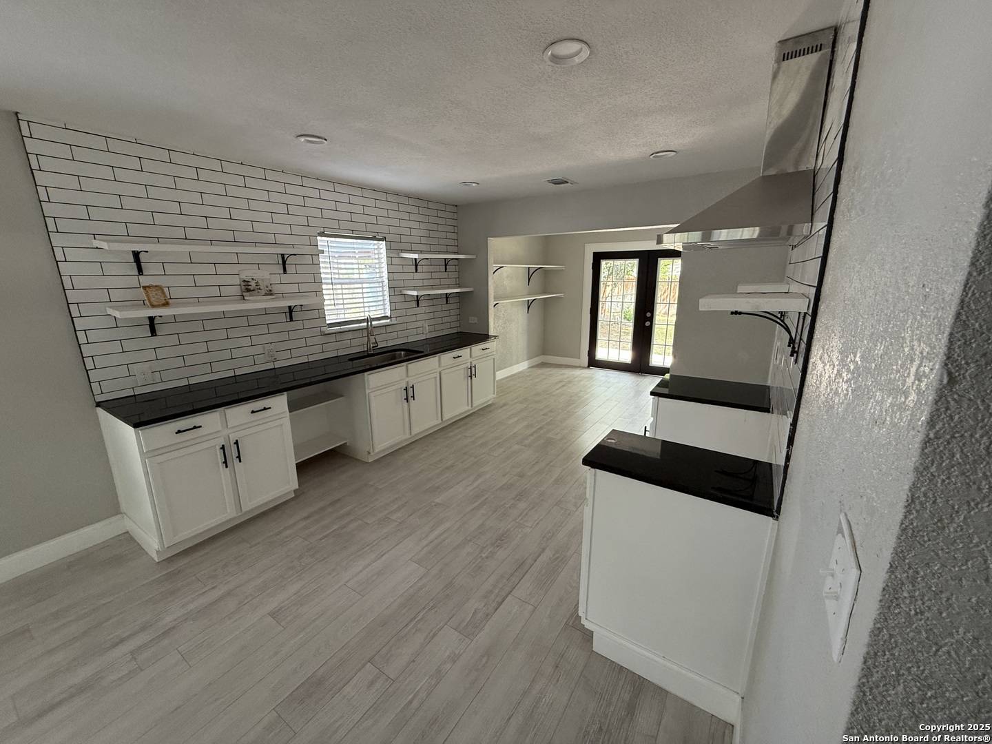 San Antonio, TX 78201,2327 Clower