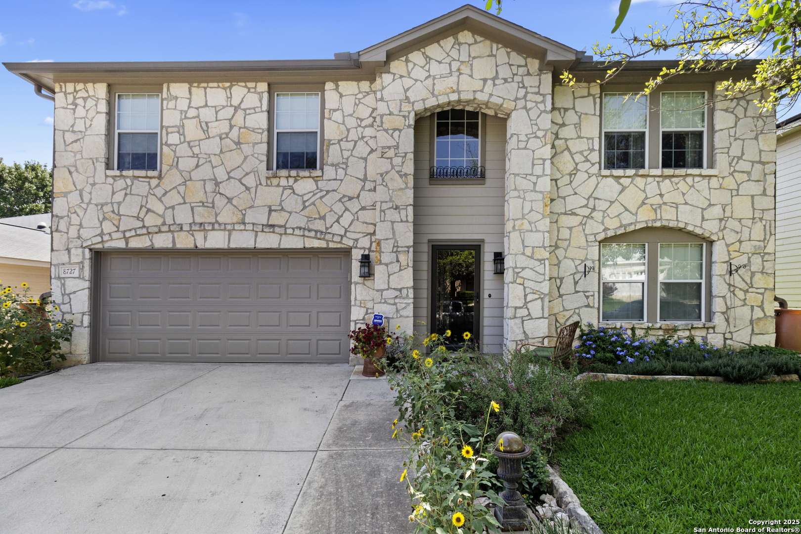 San Antonio, TX 78254,8727 Braun Path