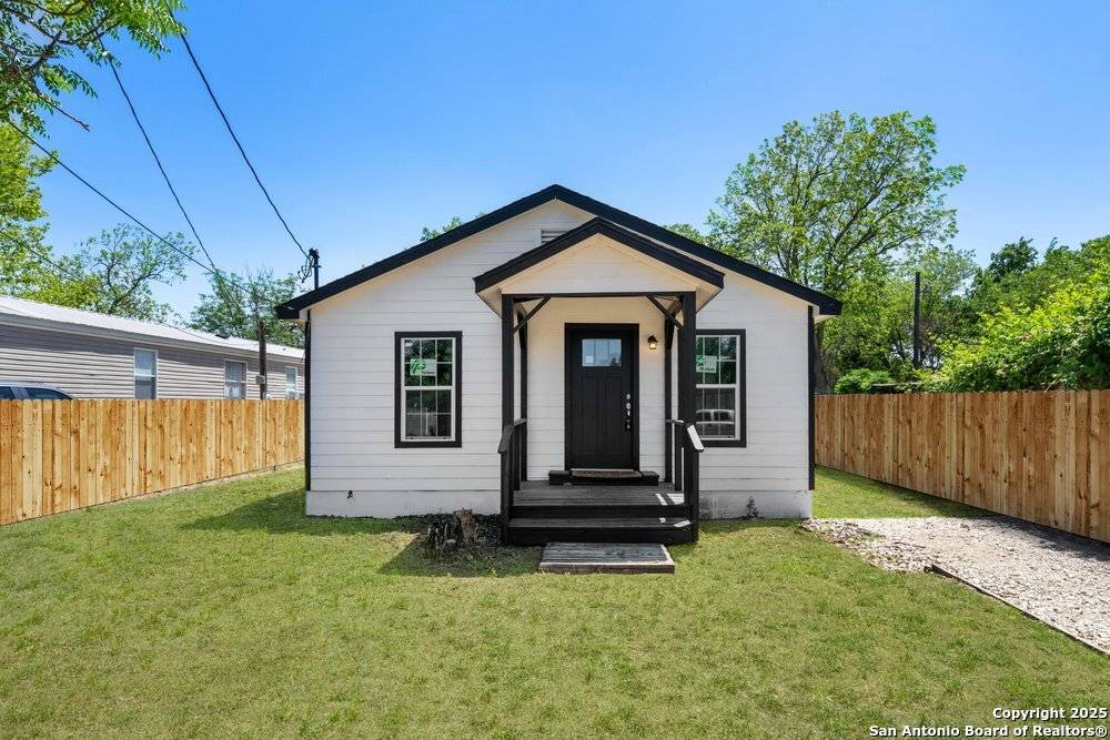 Pleasanton, TX 78064,229 Franklin