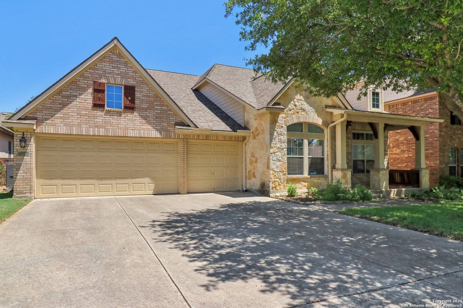 San Antonio, TX 78255,25010 White Creek