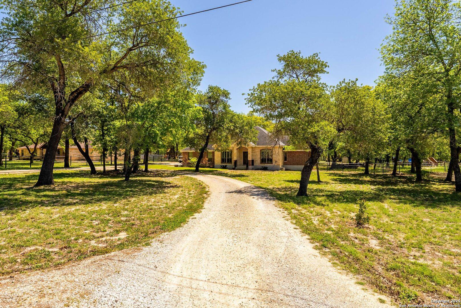 La Vernia, TX 78121,162 Champions Blvd