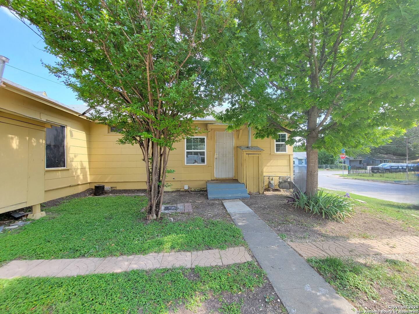 San Antonio, TX 78201,2227 Olmos
