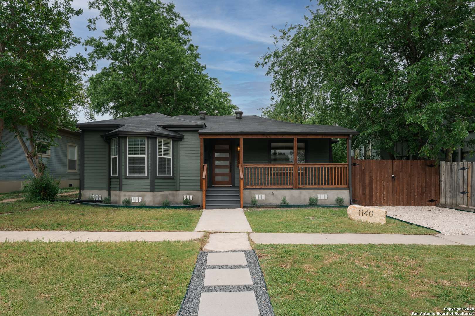 San Antonio, TX 78201,1140 Agarita Ave.