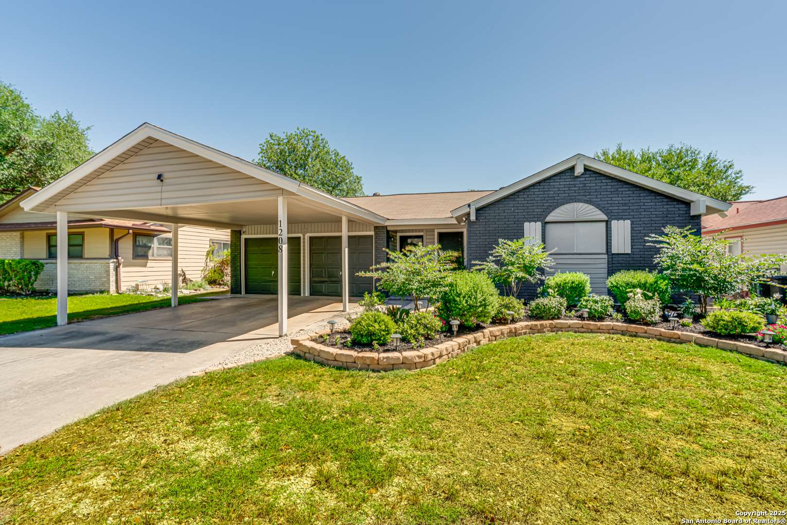 Schertz, TX 78154,1208 Colony Dr