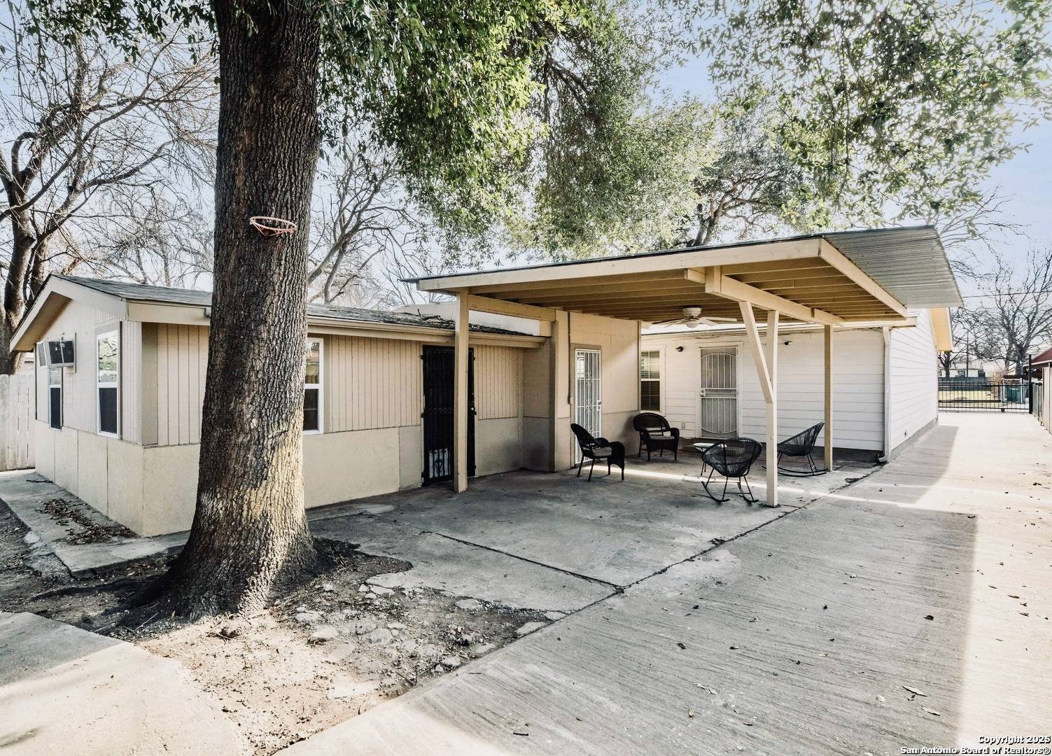 San Antonio, TX 78211,239 Peabody UNIT 3