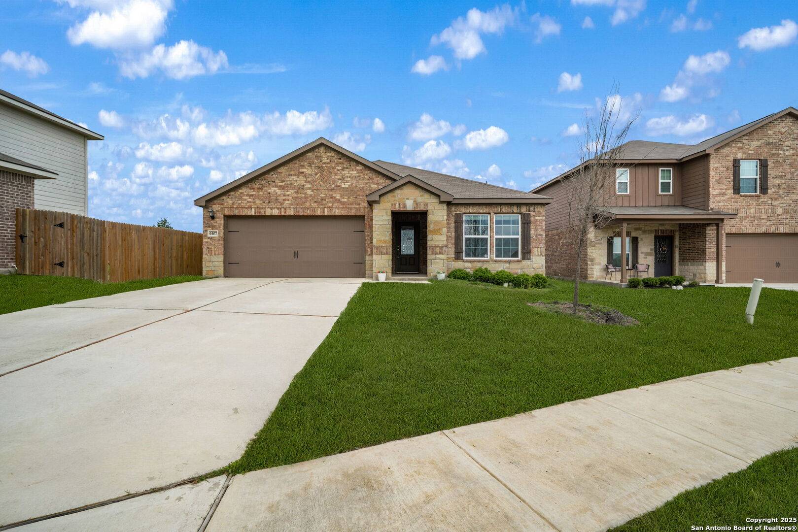 Converse, TX 78109,6507 Thorpe