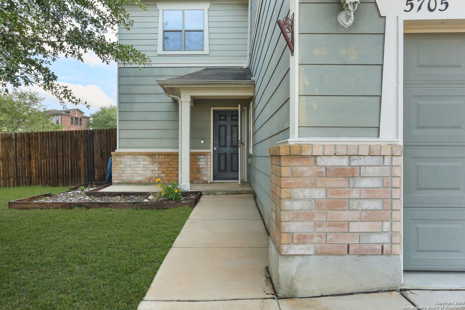 Schertz, TX 78108,5705 Maxfli