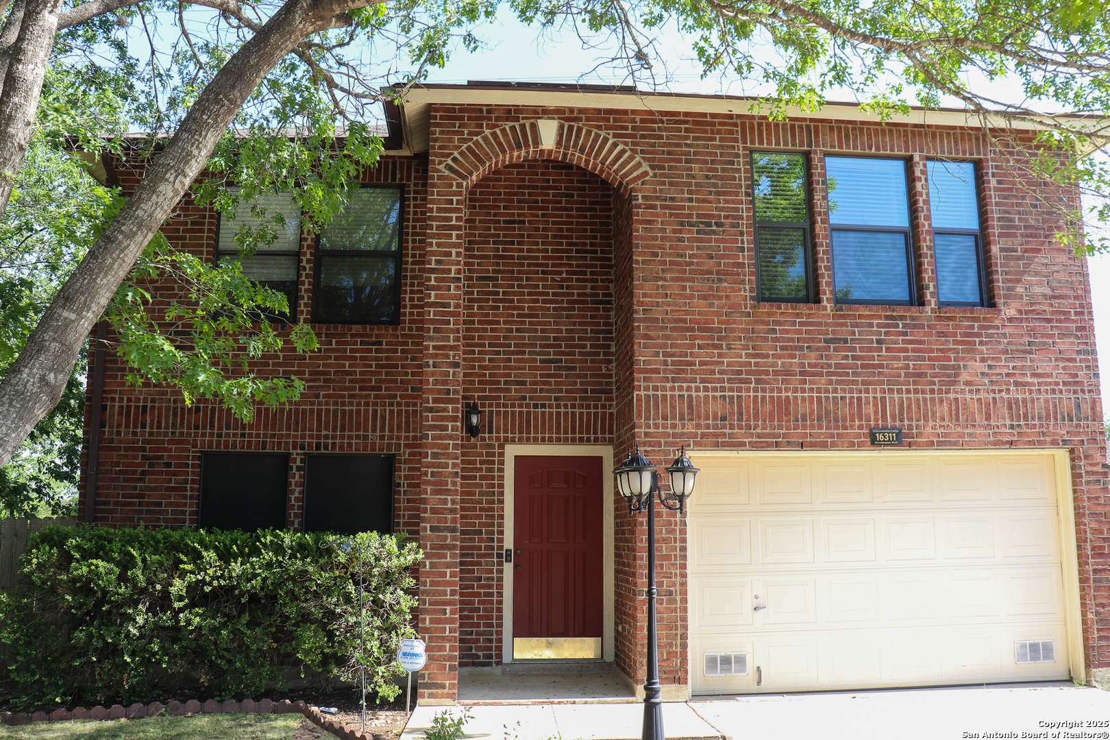 San Antonio, TX 78247,16311 Persimmon Well
