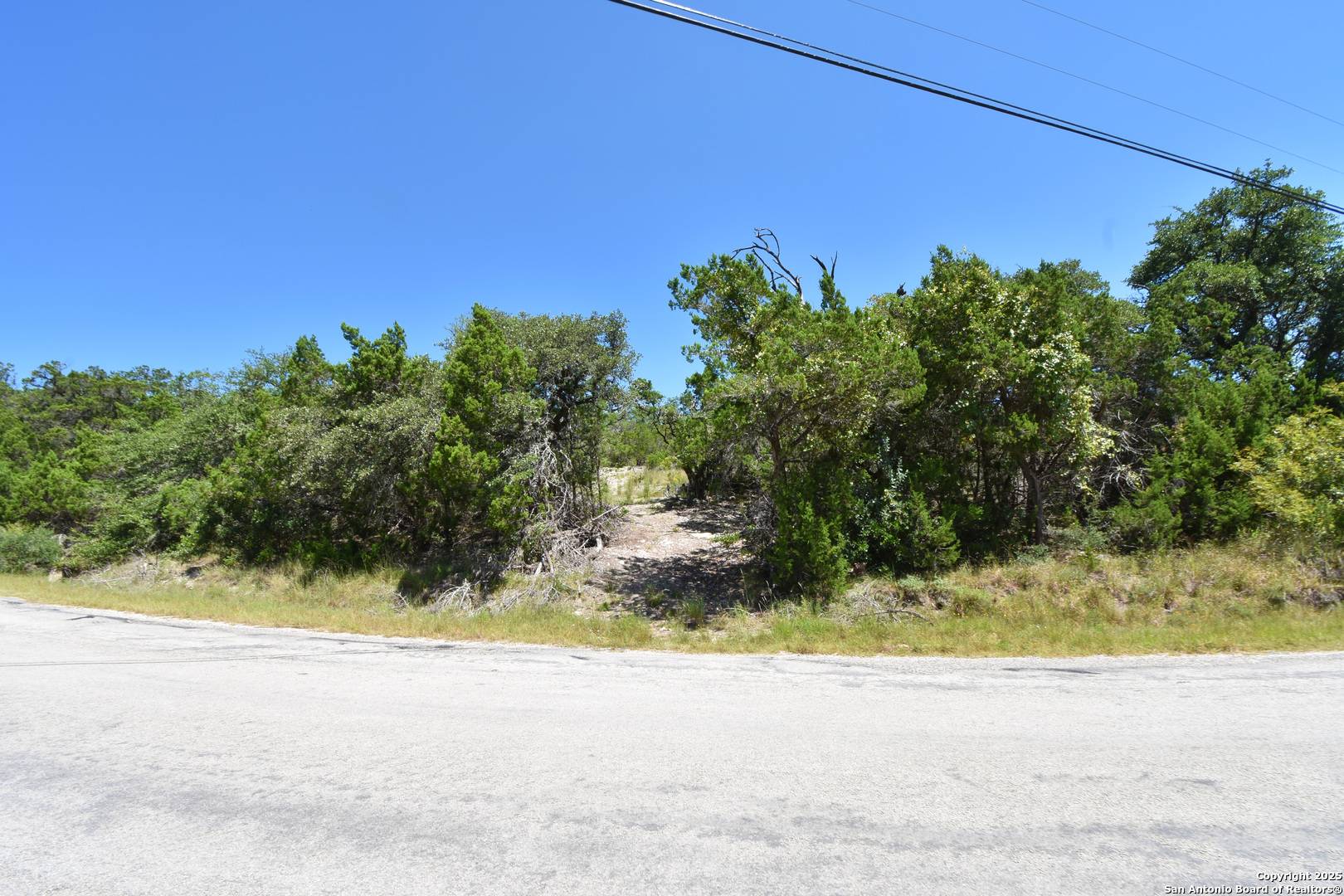 Pipe Creek, TX 78063,296 Timber Creek