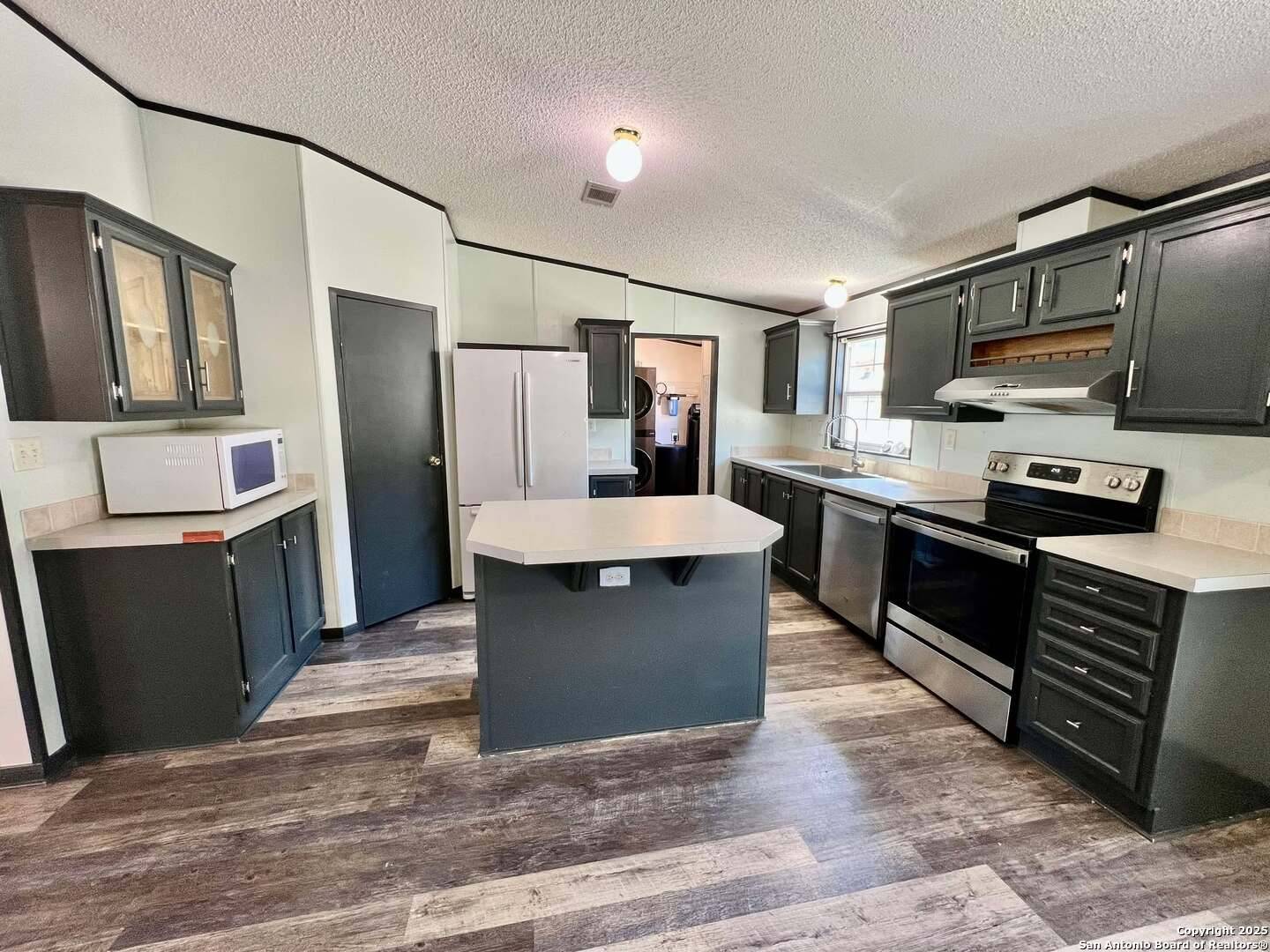 Kerrville, TX 78028,147 Silver Creek