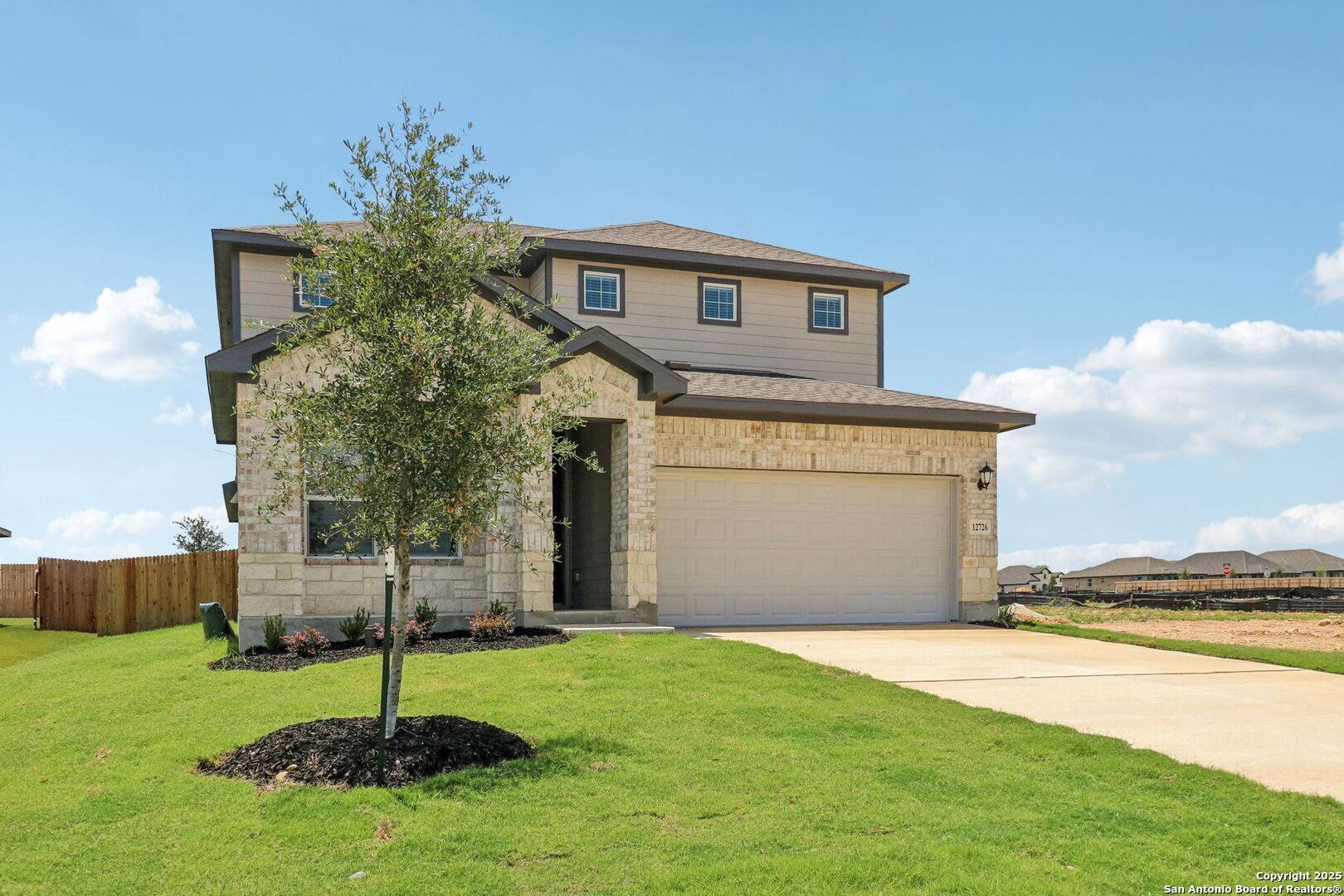 Schertz, TX 78154,12726 Horizon Crest