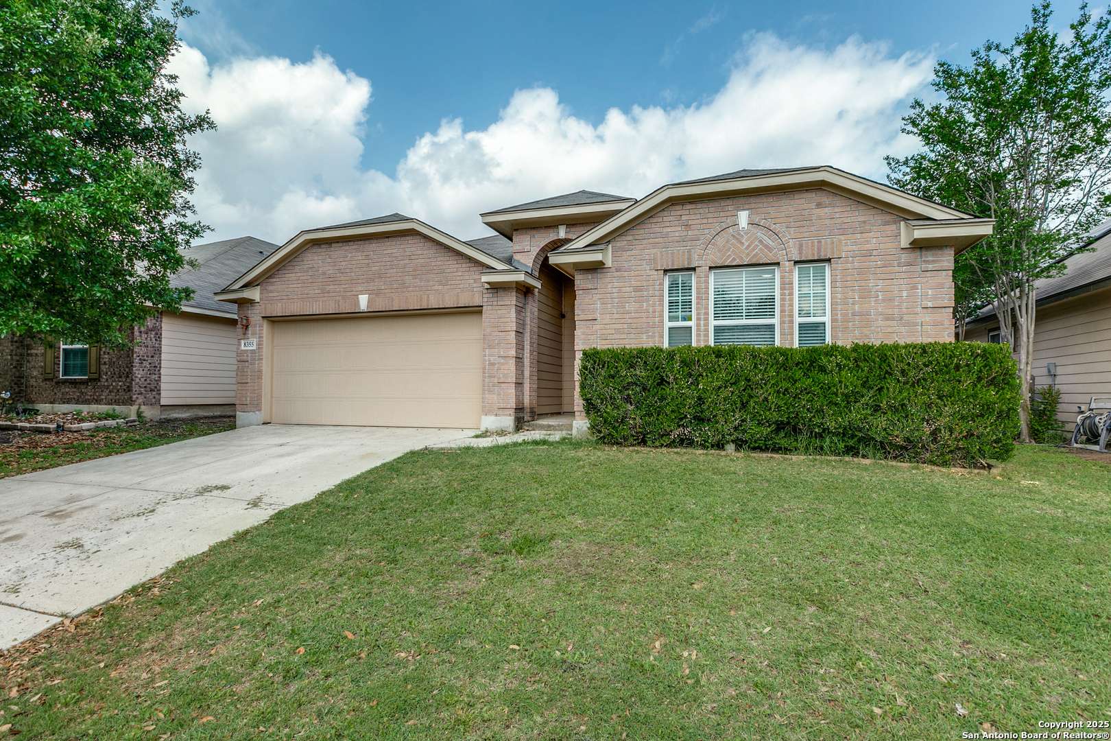 San Antonio, TX 78254,8355 Lazy Pebble
