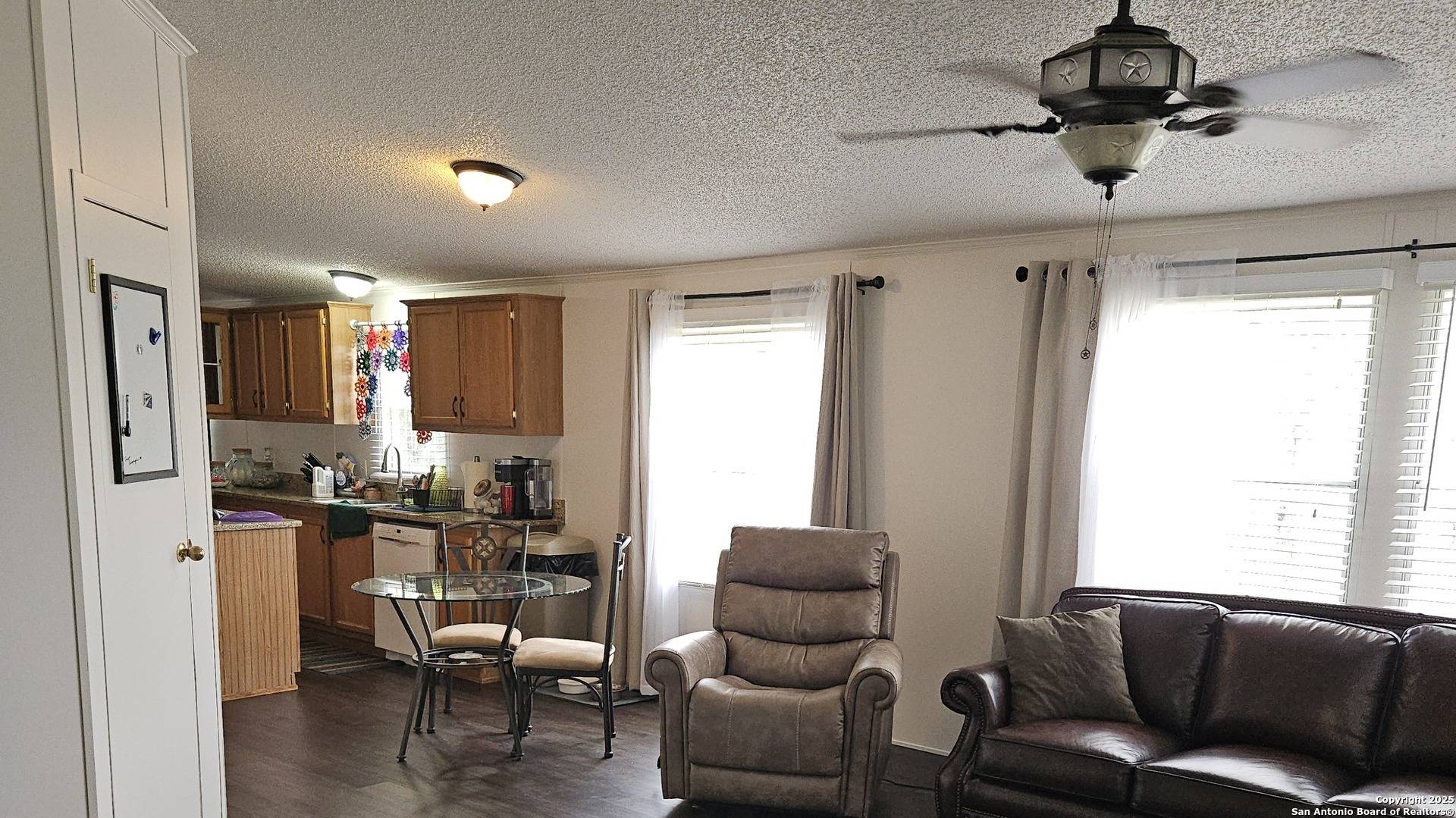 Lytle, TX 78052,75 LONG MEADOW DRIVE