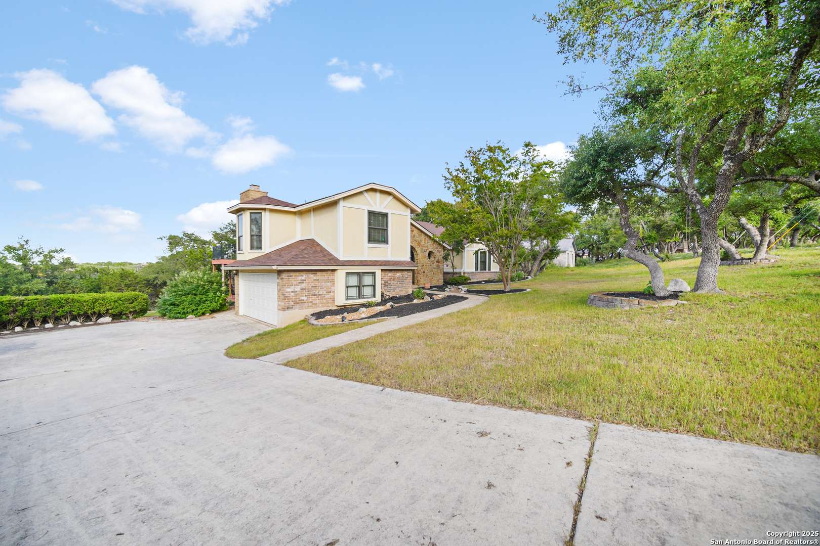 San Antonio, TX 78260,27010 TRILL HILL