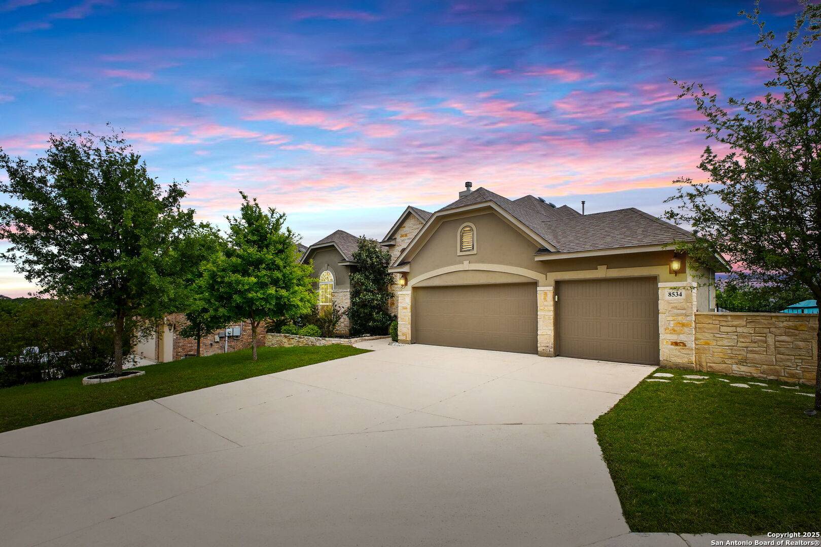 Boerne, TX 78015,8534 Nichols Stone