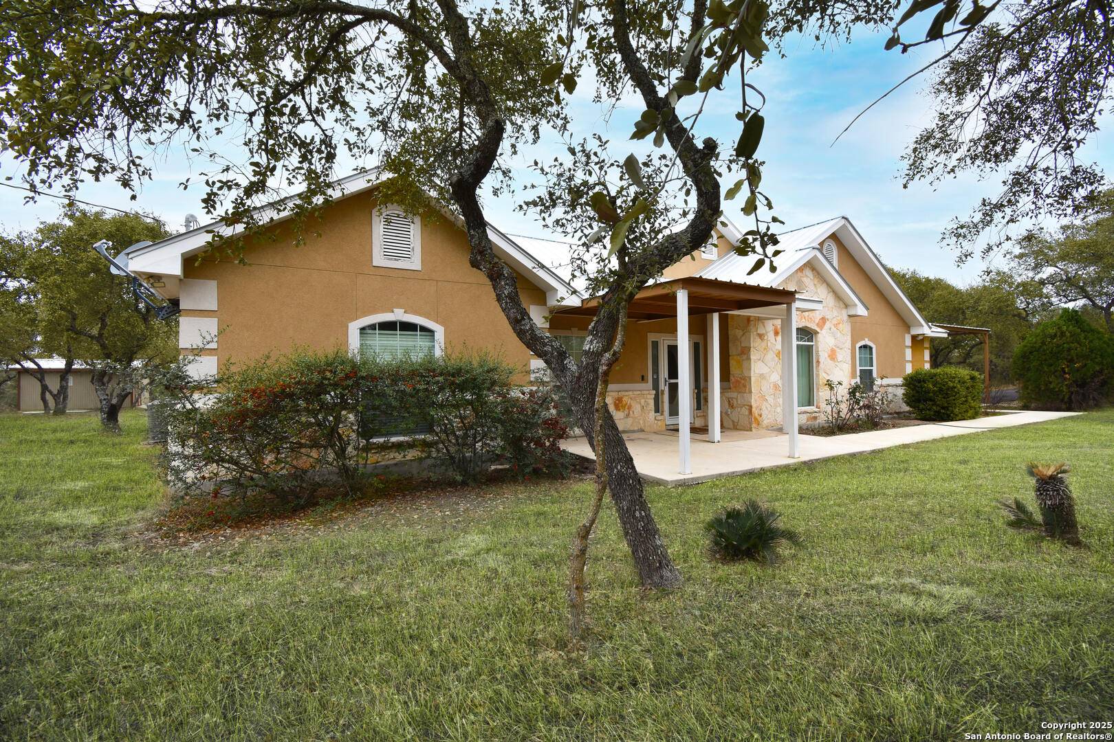 Mico, TX 78056,235 County Road 2720