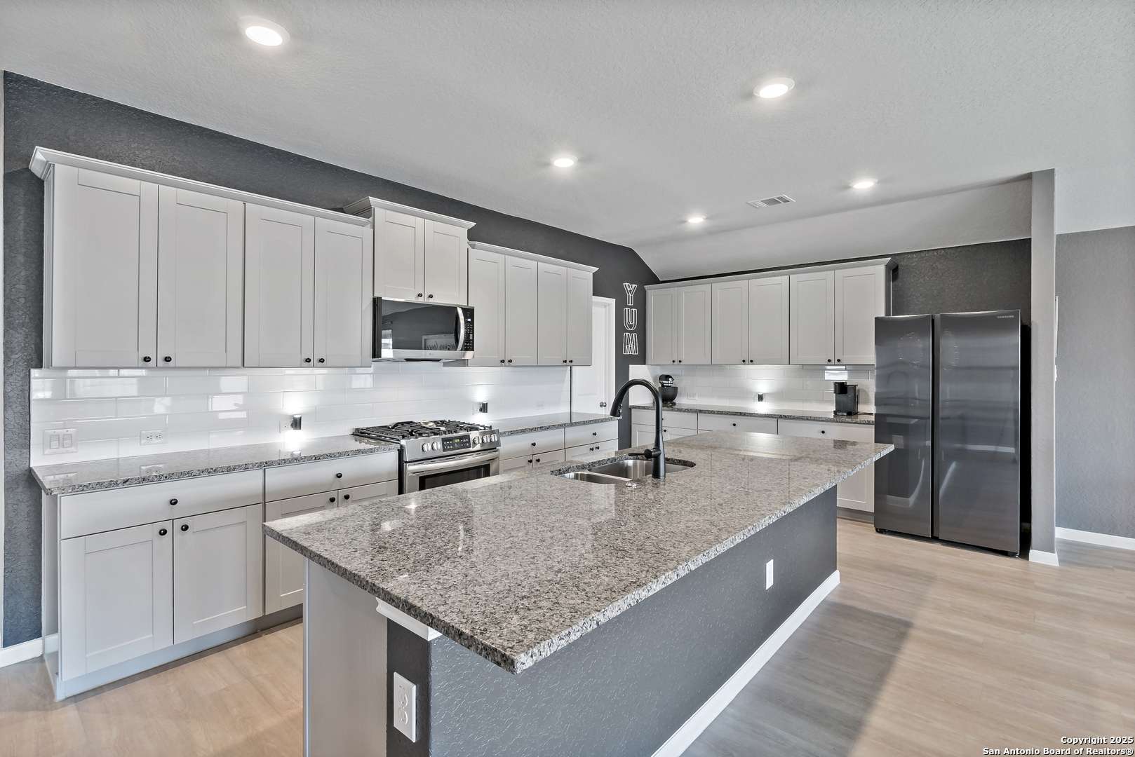 New Braunfels, TX 78130,446 Blue Stem