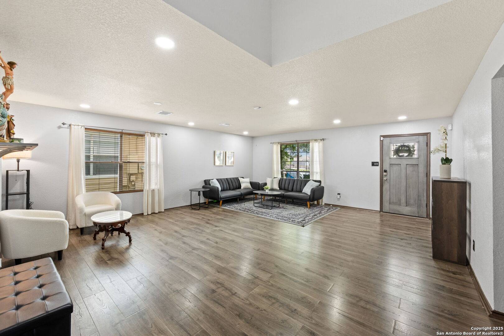 San Antonio, TX 78266,16907 Quartett Ln