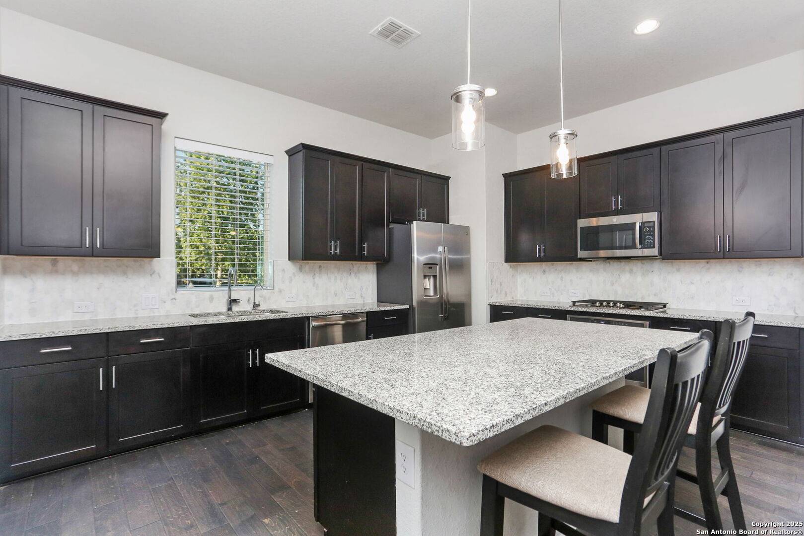 San Antonio, TX 78209,3831 Harry Wurzbach