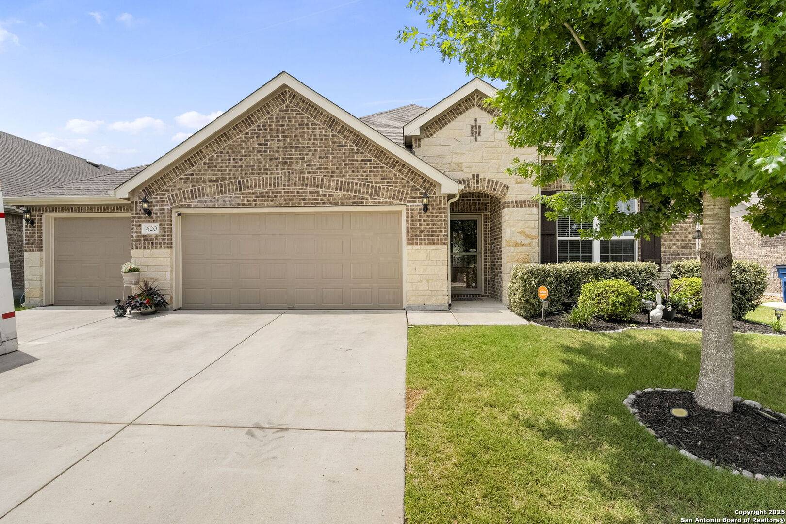 New Braunfels, TX 78130,620 Ridgemeadow