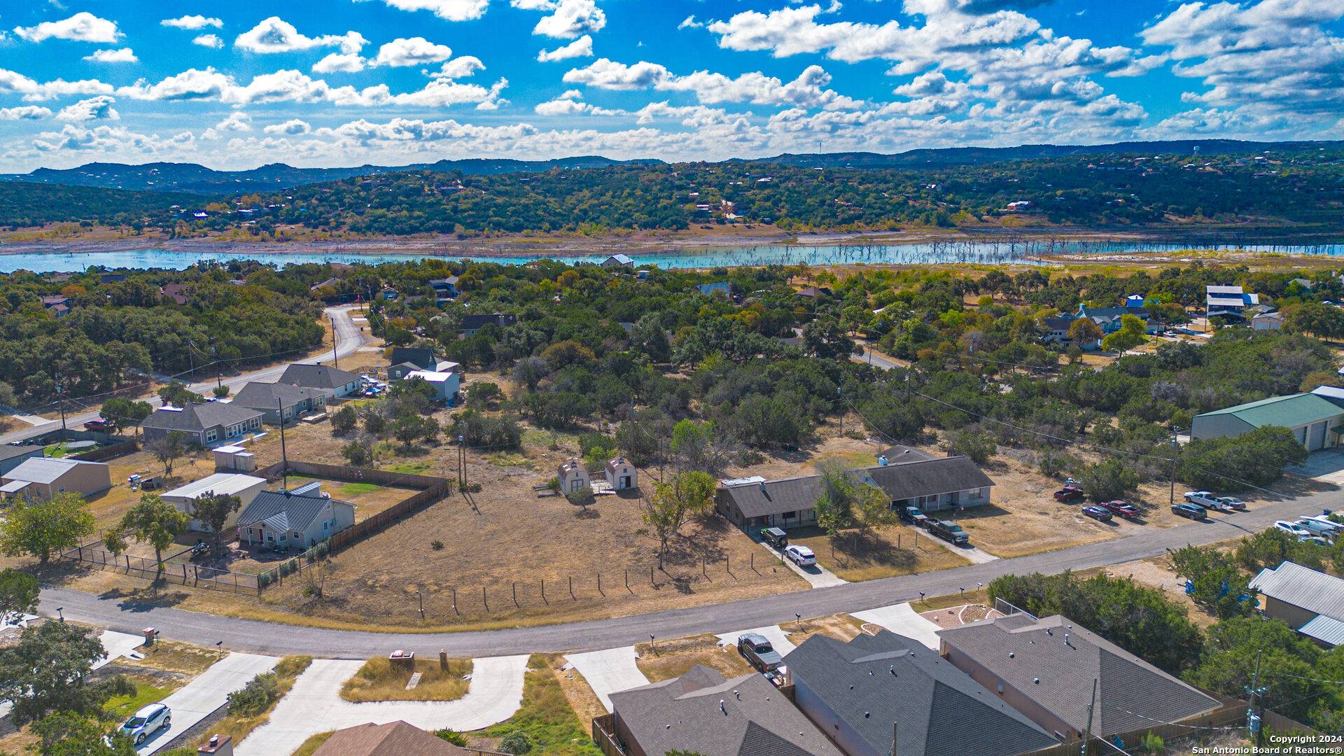 Canyon Lake, TX 78133-5844,639 Hummingbird Hill