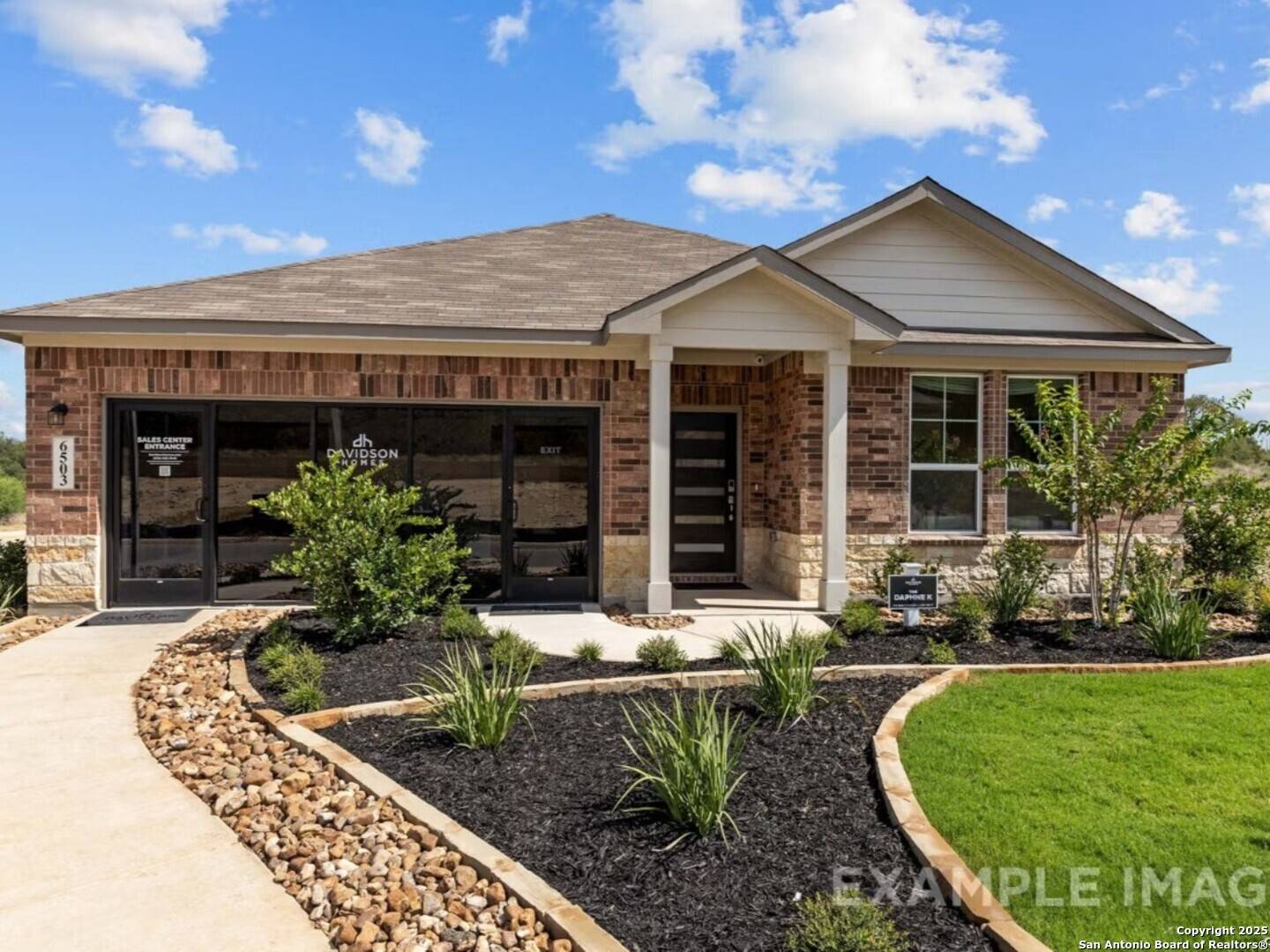 San Antonio, TX 78247,6615 Comanche Valley