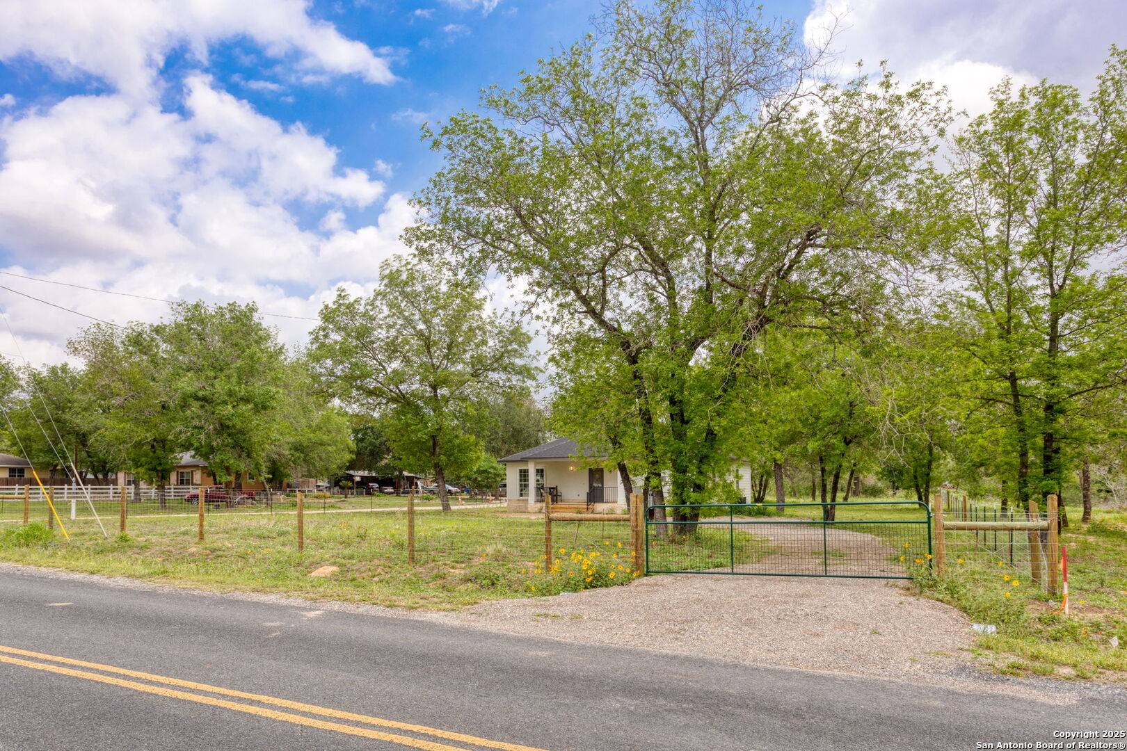 San Antonio, TX 78264,24370 Trumbo